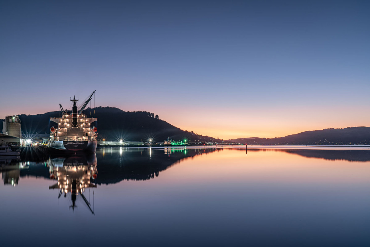 Harbour reducing carbon