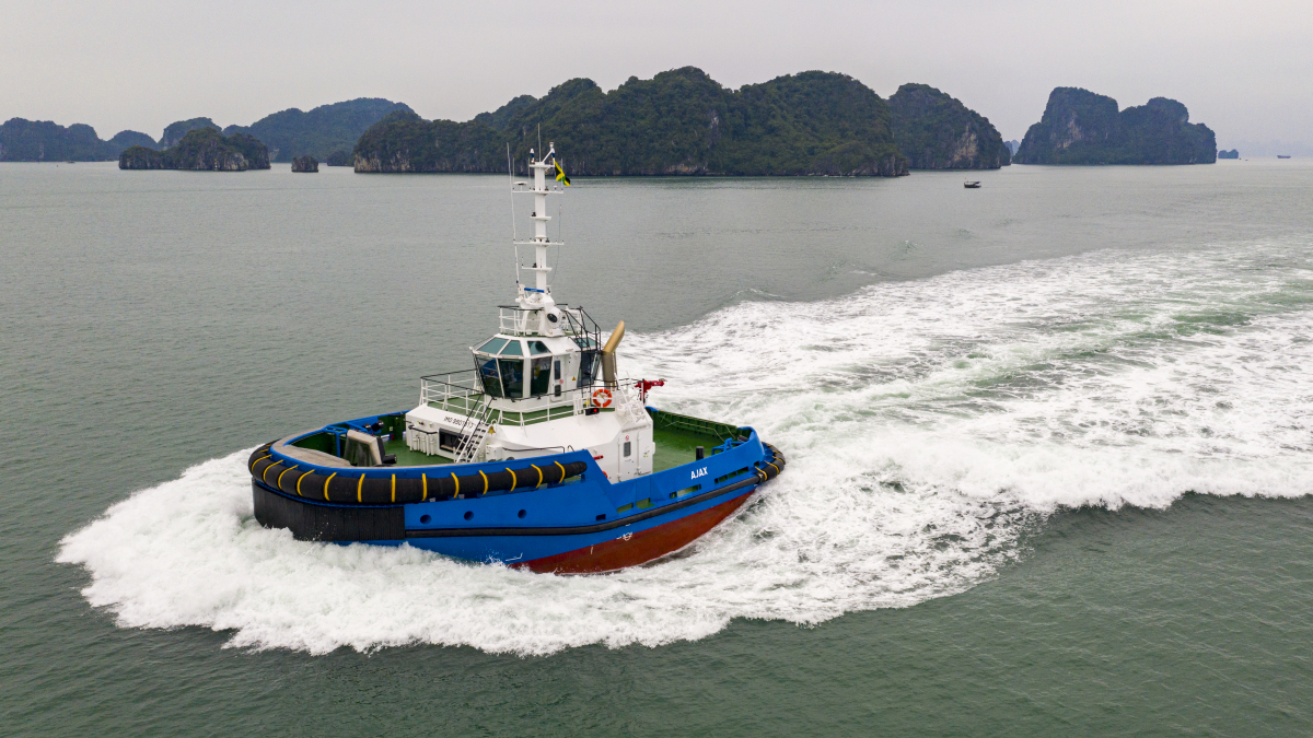 new tug 1